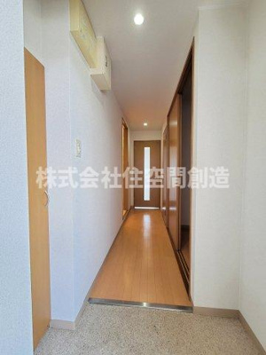 【玄関】 | エミールＨＩＲＯ | ※同タイプの写真となり、実際のお部屋とは異なる場合があります