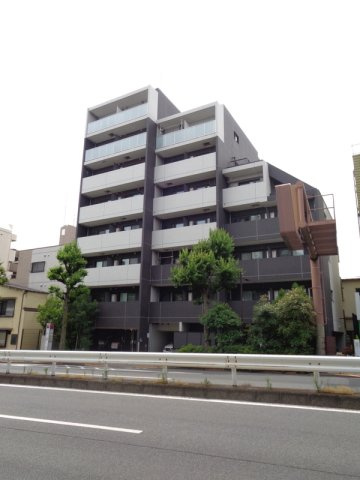 【外観】 | AXAS中野大和町 | 鉄筋コンクリート造のがっちりとした建物。