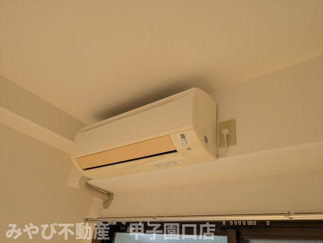 H・アーシュのその他