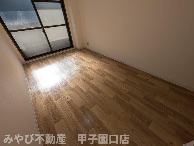 H・アーシュの内装