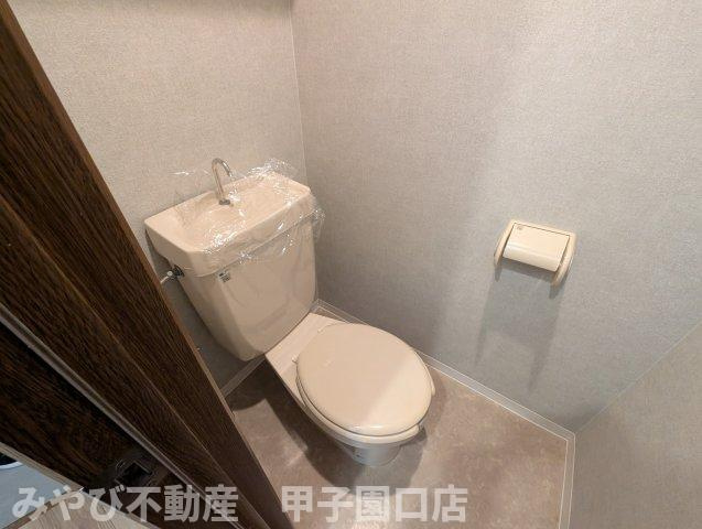 H・アーシュのトイレ