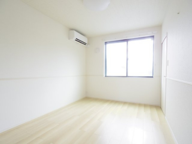 グロウヒルズの内装|※他号室写真です