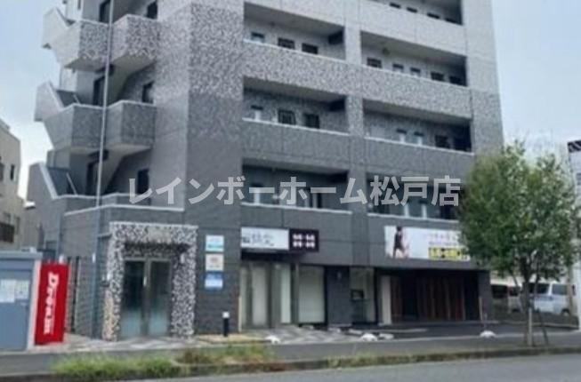 カーザ日暮のエントランス