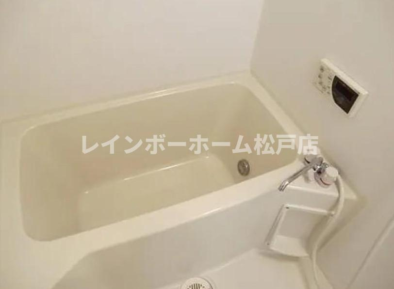 カーザ日暮の浴室|お風呂です