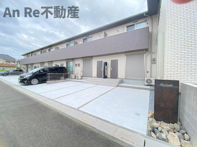 クロシェットの駐車場