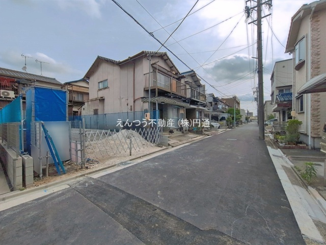 安井1丁目の前面道路含む現地写真