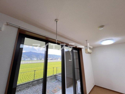 【内装】 | スカイ・ドリーム | 別部屋写真
