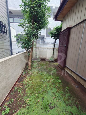 【庭】 | 川口市並木3丁目戸建 | お庭の付いた物件です