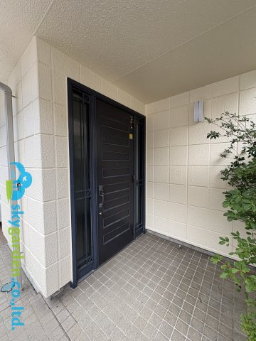 藤沢市大鋸１丁目　中古戸建の外観|玄関ポーチの様子