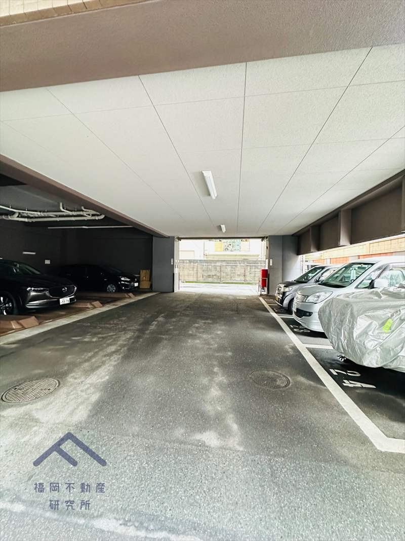 コアマンション美野島の駐車場
