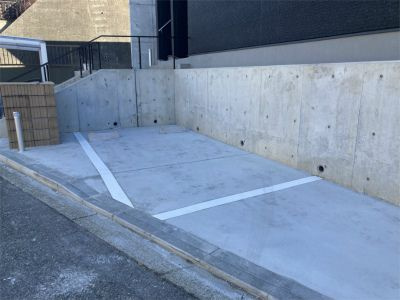 リブリ・フレーズメゾンの駐車場