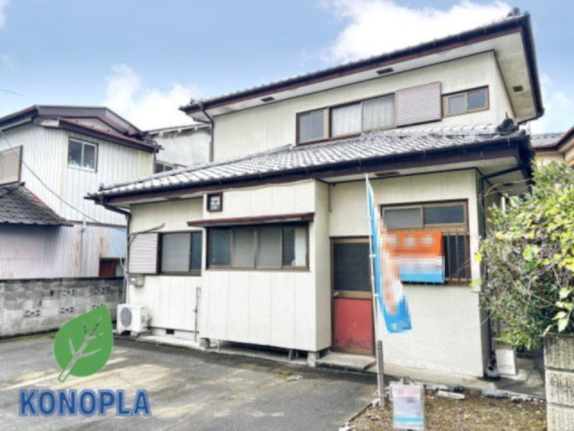 【中古戸建】桐生市東5丁目の外観|■外観｜旅館のような趣を感じられる、くつろぎの住空間です。落ち着いた和の雰囲気が、日々の暮らしに癒しをもたらします♪