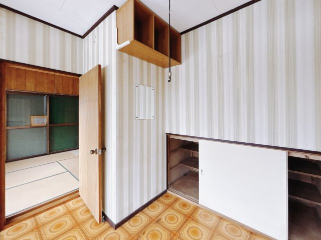 【中古戸建】桐生市東5丁目の収納|■収納｜収納が豊富なので生活感を見せすぎずスッキリとした空間になります。いつでもお片付け上手♪