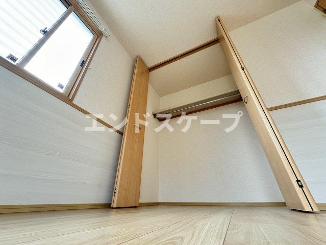 ロイヤルガーデン連取　の収納|高崎、前橋、伊勢崎エリアのお部屋探しはエンドスケープまで！お客様の理想お聞かせ下さい♪