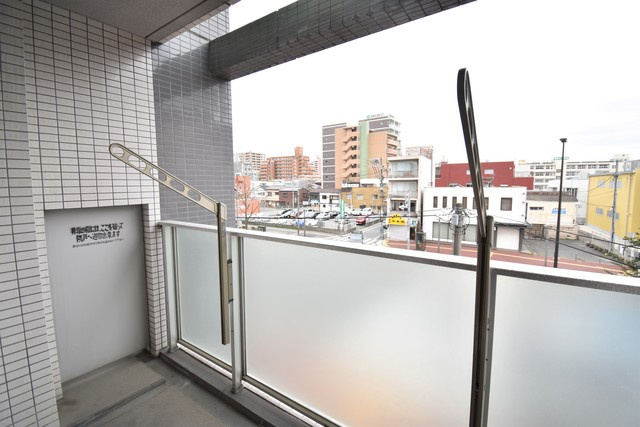 福岡市博多区住吉３丁目の賃貸マンションのバルコニー