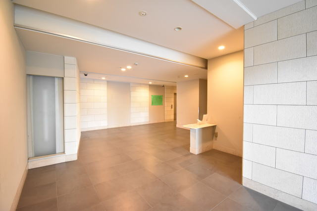 福岡市博多区住吉３丁目の賃貸マンションのエントランス