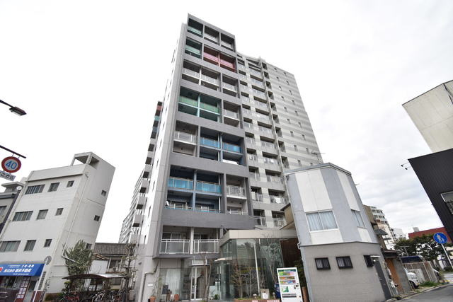 福岡市博多区住吉３丁目の賃貸マンションの外観