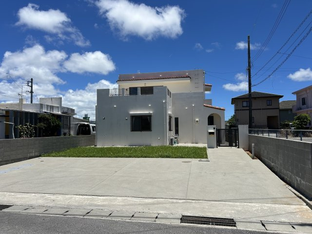 豊見城市与根戸建ての外観