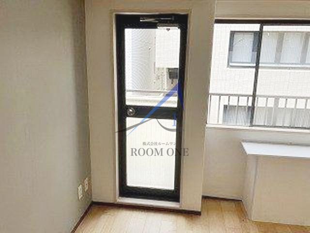 ライオンズステーションプラザ半蔵門の居間・リビング|洋室のお部屋です。