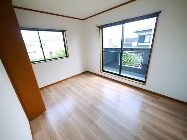 大網白里市大網　中古戸建の洋室