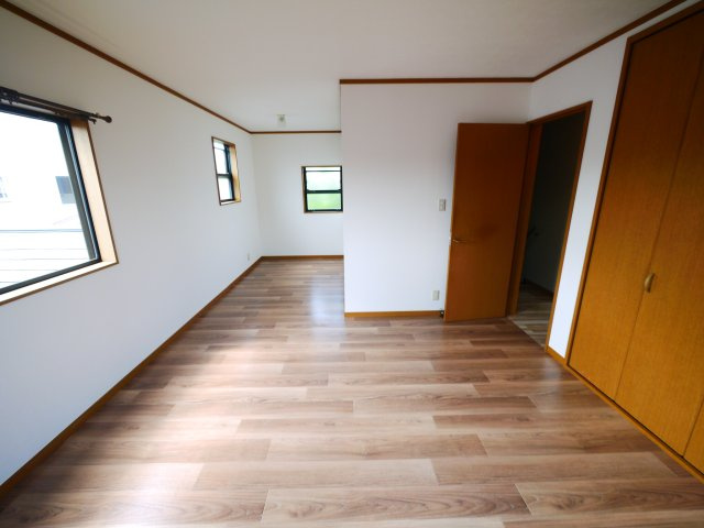 大網白里市大網　中古戸建の洋室