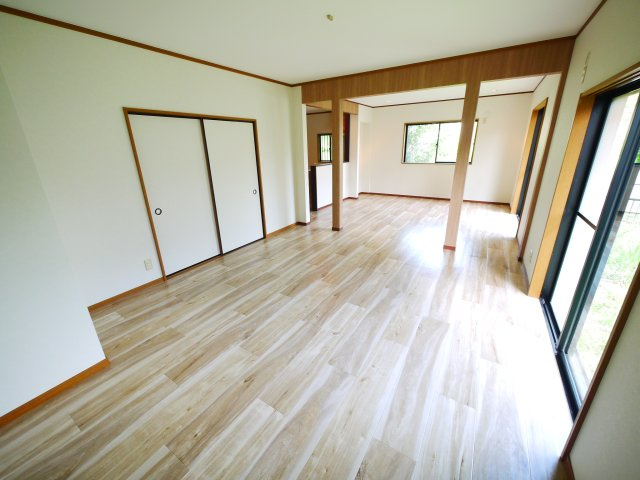 大網白里市大網　中古戸建の居間・リビング