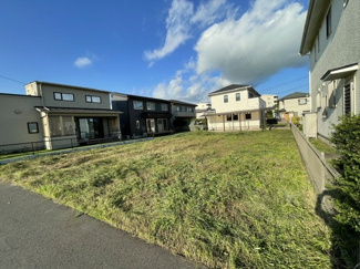【外観】 | グランファミーロ高砂　土地　巌根駅 | およそ70坪の広々とした敷地。整形地なので建物プランを考えやすく、お庭やカースペースも十分な広さを確保することができます。