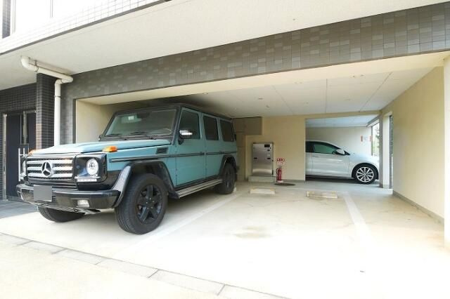 エスパシオ西高島平の駐車場