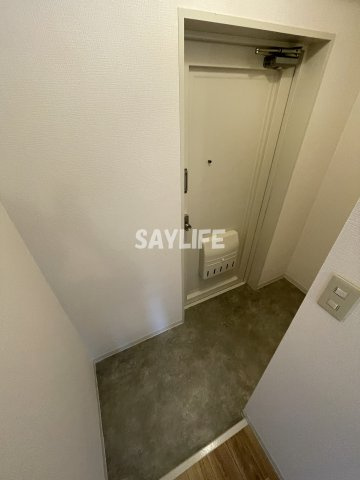 クリスタルメゾン麻香の玄関