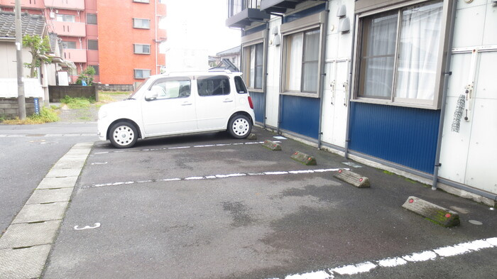 【駐車場】