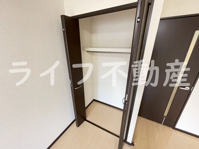 エスティームⅡ番館の収納|便利な収納スペースです