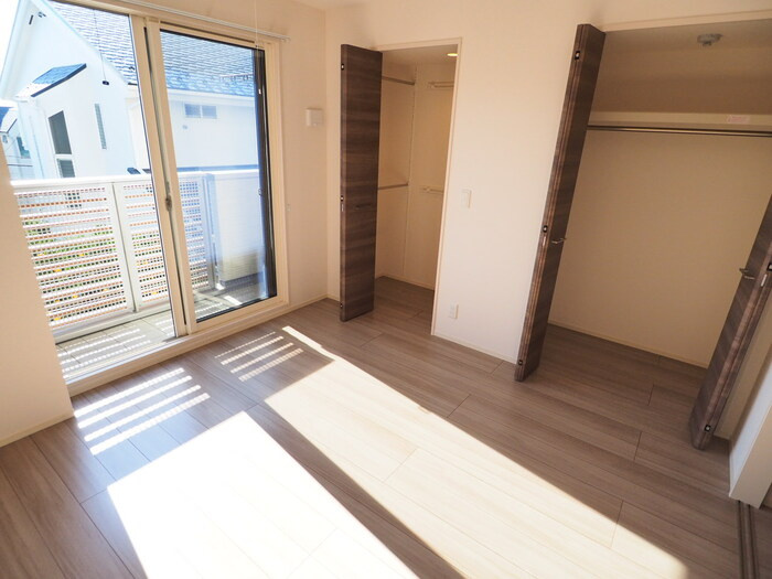 オレンジハウスの内装|洋室