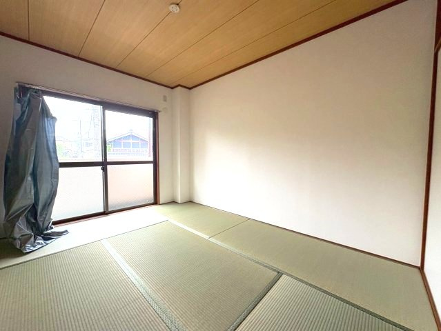 サンクレスト杉村の和室
