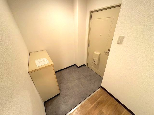 サンクレスト杉村の玄関