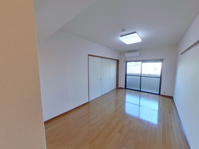 パレス河原町の居間・リビング