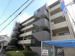 ライオンズマンション長興寺北の外観