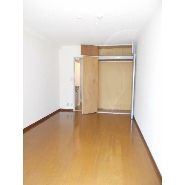 相模原市南区南台２丁目の賃貸マンションの寝室
