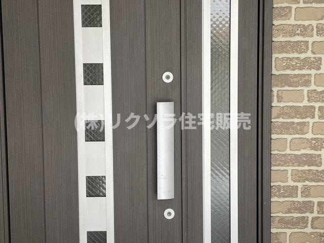 東町2丁目　中古一戸建ての防犯設備|ツーシリンダー錠
■物件内覧・資金計画相談・住宅ローン相談、リフォーム相談、お問合せ受付中■
※当日・翌日のご内覧、ご相談はお電話でのお問合せがスムーズです！