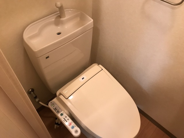 アルカディアのトイレ|シャワー付トイレ