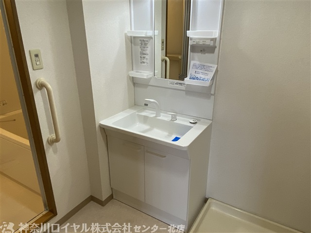 【独立洗面台】