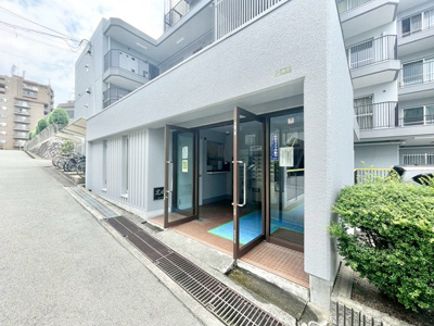 【エントランス】 | 日商岩井第4緑地公園マンション | 物件購入の段取りを知りたいお客様には、「ご検討からご契約までの一連の流れ」をご説明させて頂きます。初めて物件購入を検討された方は、ぜひご参考になさって下さい。
