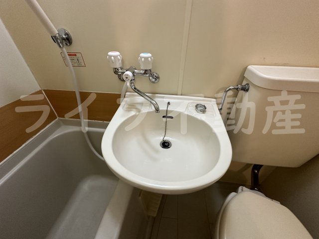 大宝 小阪CTハウスの洗面所