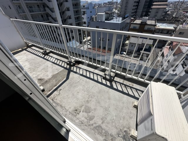 大宝 小阪CTハウスのバルコニー