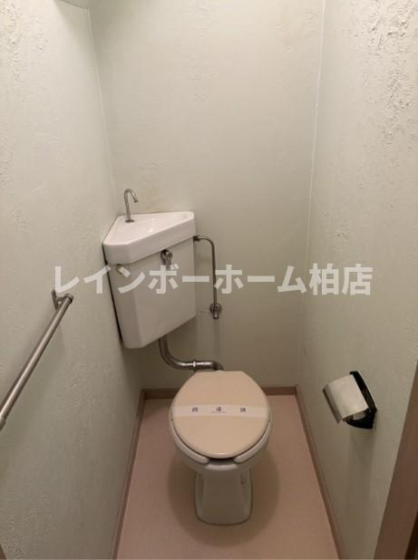 【仲介手数料：50％OFF】対象物件！のトイレ|落ち着いた色調のトイレです
