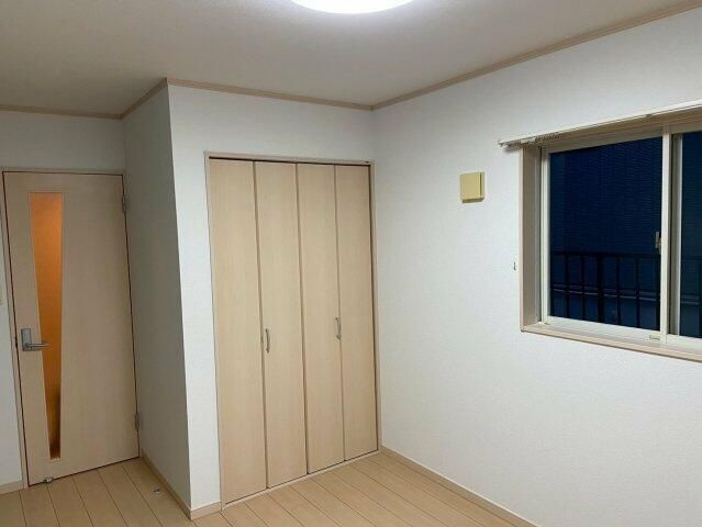 川崎市麻生区岡上５丁目のアパートの収納