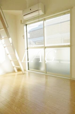 【居間・リビング】 | アイルイン上北沢 | 洋室のお部屋です。