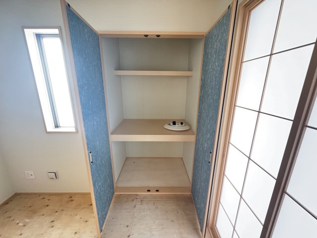 八重瀬町屋宜原（限定1棟）の和室|A号棟　和室4.5帖+収納付き♪