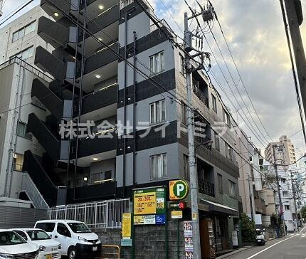 パインセンターハイツ大塚のエントランス| 