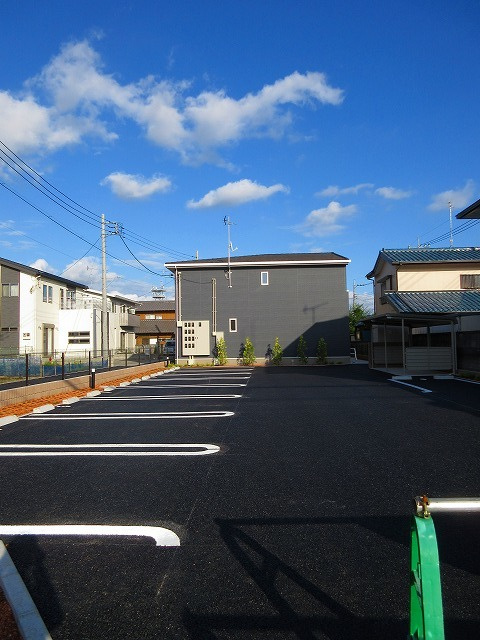 クリッターカントリーの駐車場|駐車スペースもあります