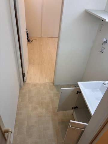 cherim和白東westの内装